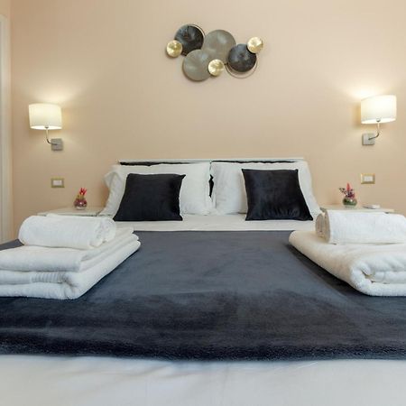 L'Affaccio Rooms - Lungomare Gallipoli Buitenkant foto